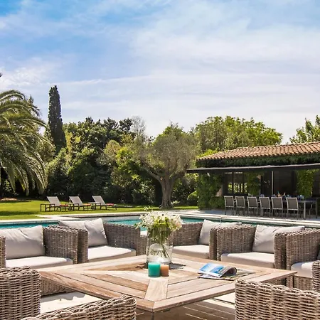La Bouillabaisse Sleeps 10 Pool Air Con Wifi فيلة *